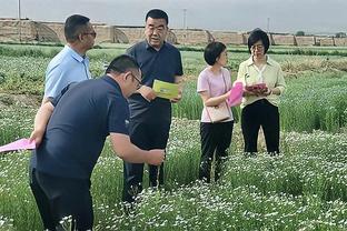 沈梦露代表凯尔特人送中秋祝福：祝中国球迷中秋快乐，阖家团圆